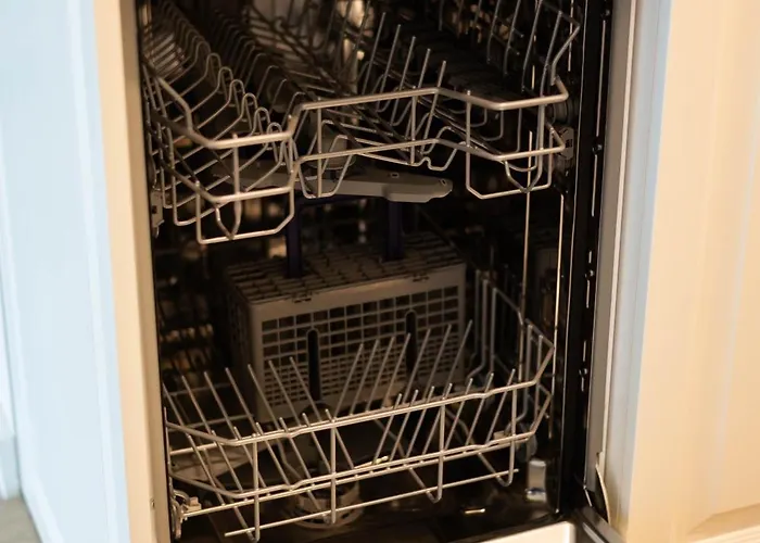 Mila سوبوتيتْسا